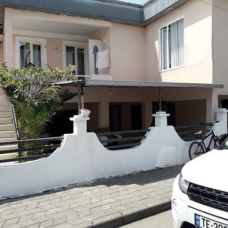 Zaza Guest House Kobuleti Exterior foto